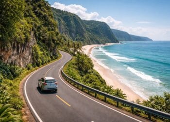 Pemandangan pantai pasir putih sepi di jalur hidden gem wisata pansela Kebumen 2026