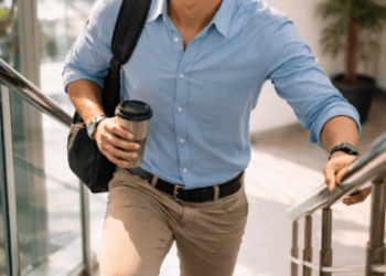 Infografis trik cegah perilaku pasif raga yang menampilkan pemuda menerapkan jurus hindari kebiasaan malas gerak.