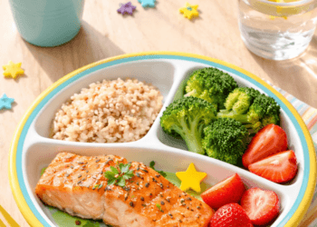 Contoh sajian menu seimbang untuk anak yang kaya akan warna dan nutrisi penting untuk menunjang aktivitas harian.