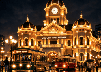 Pemandangan gedung bersejarah yang bercahaya indah dalam agenda Tur Malam Medan 2026.