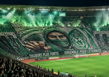 Aksi solidaritas dan koreografi indah yang merefleksikan besarnya Harapan Suporter PSMS Medan di tribun stadion.