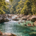 Keindahan aliran sungai jernih di salah satu pemandian alam di sekitar Medan yang menjadi favorit wisatawan