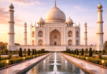 Kemegahan arsitektur Masjid Al-Ikhsan yang menyerupai Taj Mahal dan menjadi salah satu masjid megah di Medan.