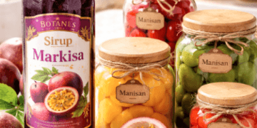 Kesegaran Oleh-oleh Segar Medan berupa sirup markisa asli dan manisan buah pilihan yang menggugah selera.