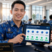Aparatur Sipil Negara Pemerintah Kota Medan menggunakan aplikasi kepegawaian terintegrasi pada tablet guna mendukung percepatan Digitalisasi ASN Medan dalam pelayanan publik pimpinan.