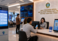 Dashboard interaktif Digitalisasi Perizinan Terpadu Medan yang menampilkan proses verifikasi izin usaha secara digital untuk mempercepat layanan bagi masyarakat kota Medan.
