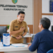Penerapan Etika Kerja Medan dalam pelayanan publik harian yang mengutamakan kesantunan, profesionalisme, dan integritas.