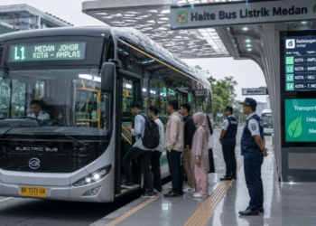 Optimalisasi fungsi Layanan Transportasi Medan melalui penyediaan sistem angkutan massal terintegrasi guna mengurangi kemacetan di lingkungan pemerintah kota pimpinan.