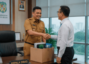 Proses administrasi Mutasi ASN Medan yang dilakukan secara transparan untuk penyegaran organisasi dan pengembangan karier pegawai di lingkungan pemerintah kota pimpinan.
