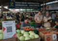 Optimalisasi fungsi Pasar Sayur Simalungun melalui penyediaan sistem pembayaran retribusi kios elektronik guna meningkatkan efisiensi tata kelola transaksi komoditas hasil pertanian lokal di lingkungan pemerintah wilayah pimpinan.
