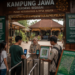 Optimalisasi fungsi Pelesir Budaya Sergai melalui penyediaan sistem pembayaran retribusi masuk elektronik guna meningkatkan efisiensi tata kelola kunjungan wisatawan di kawasan desa adat pimpinan.