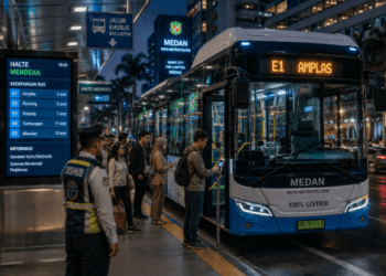 Optimalisasi fungsi Sarana Angkutan Medan melalui penyediaan sistem angkutan massal terintegrasi guna meningkatkan mobilitas warga di lingkungan pemerintah kota pimpinan.