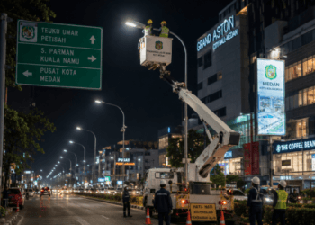 Optimalisasi fungsi Sarana Penerangan Medan melalui penyediaan lampu hemat energi guna meningkatkan keamanan warga di lingkungan pemerintah kota pimpinan.