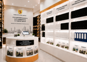 Jajaran tempat buku panduan cuti besar ASN Pemkot Medan Adil bahan premium untuk usaha pembuatan rencana istirahat panjang pegawai dan alat pusat instrumen istirahat panjang Medan heavy duty minimalis berbagai folder lembar validasi yang tersusun sangat rapi di dalam etalase toko perlengkapan kantor