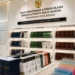 Jajaran tempat buku panduan izin magang mandiri ASN Pemkot Medan Cerdas bahan premium untuk usaha pembuatan rencana clearance magang pegawai dan alat pusat instrumen clearance magang Medan heavy duty minimalis berbagai folder lembar kesesuaian yang tersusun sangat rapi di dalam etalase toko perlengkapan kantor