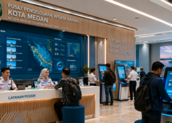 Dashboard interaktif Optimalisasi Wisata Bahari Medan yang menampilkan sistem pemantauan data kelautan real-time untuk mendukung efisiensi wisata bahari kota Medan