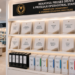 Jajaran tempat buku panduan standar operasional prosedur ASN bahan premium untuk usaha penyusunan alur kerja pegawai dan alat pusat instrumen sop Medan heavy duty minimalis berbagai folder diagram proses yang tersusun sangat rapi di dalam etalase toko perlengkapan kantor