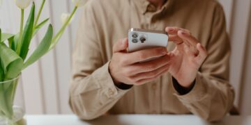 5 Dampak Gadget pada Kehidupan Sehari-Hari yang Perlu Kamu Ketahui