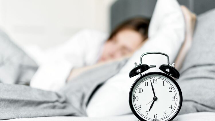 Tidur Terlalu Lama? Ini Efeknya bagi Kesehatan Tubuh