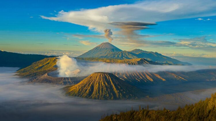 Jenis-Jenis Gunung Berapi di Indonesia:
Penjelasan Lengkap dan Perbedaannya